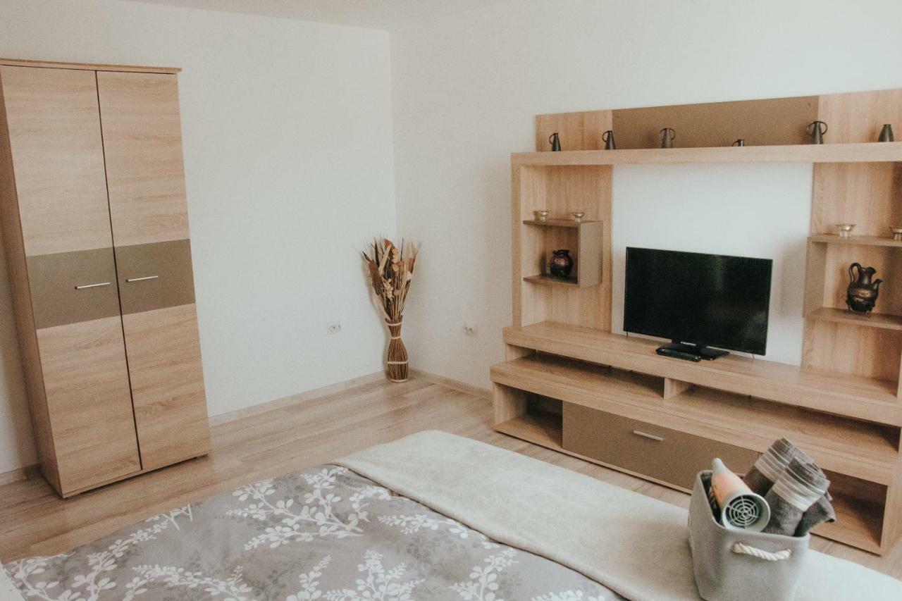 Апартаменти Apartament 1 Decembrie Алба-Юлія Екстер'єр фото
